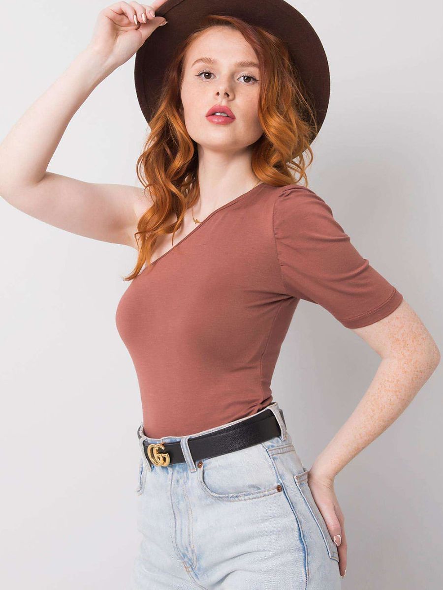 Blouse model 215383 Rue Paris